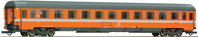 Passenger car 2nd class type Eurofima<br /><a href='images/pictures/Roco/64373.jpg' target='_blank'>Full size image</a>